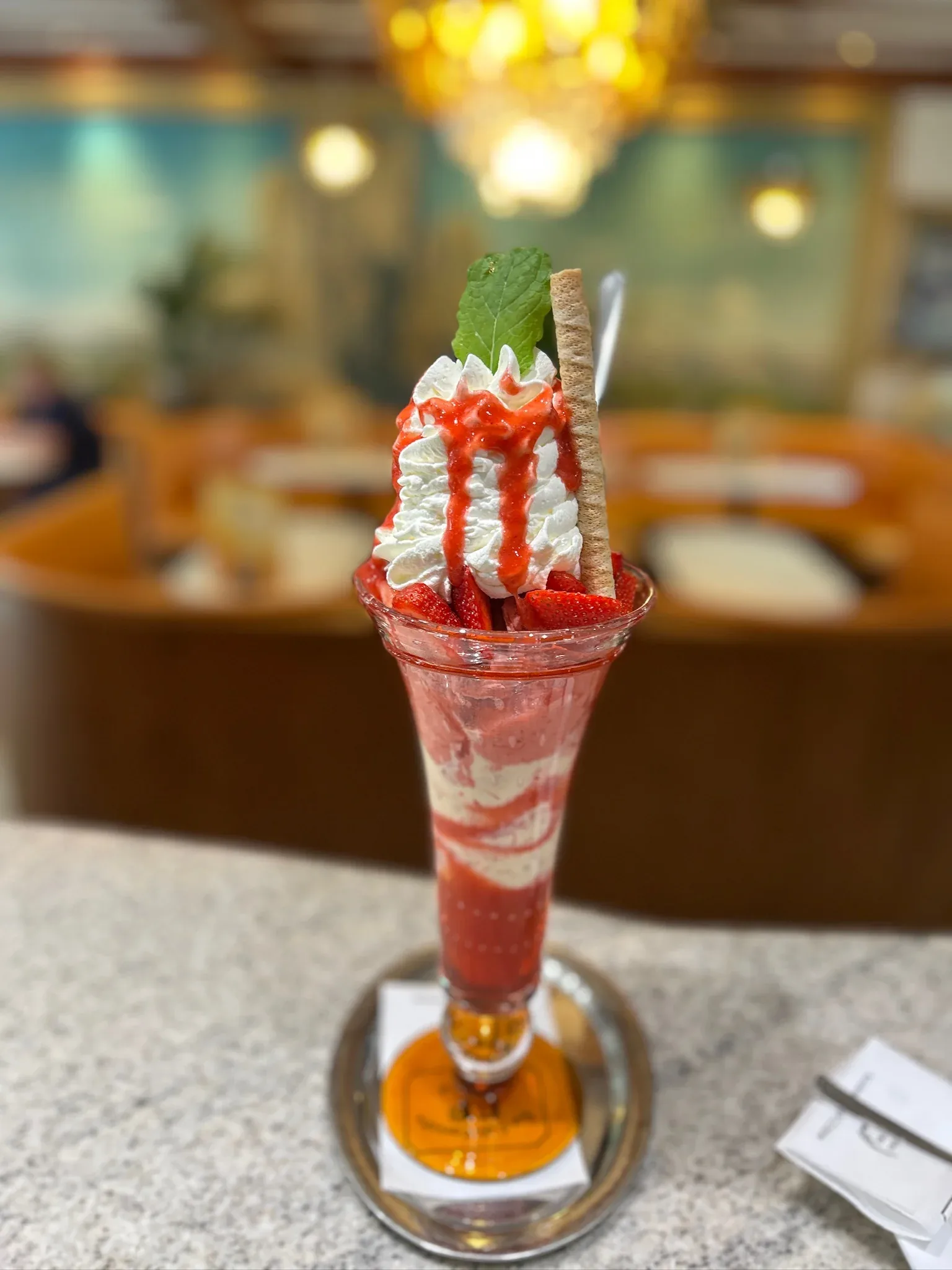 Hausgemachte Eisbecher